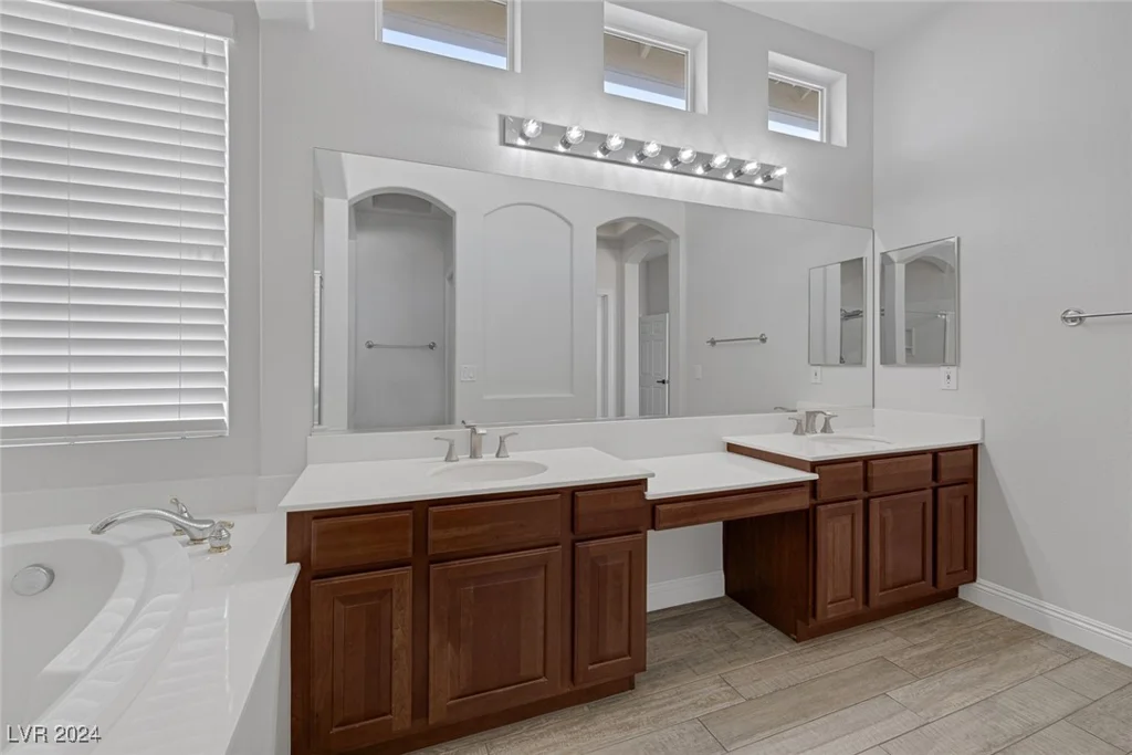 9524 Grand Grove, Las Vegas, NV 89149