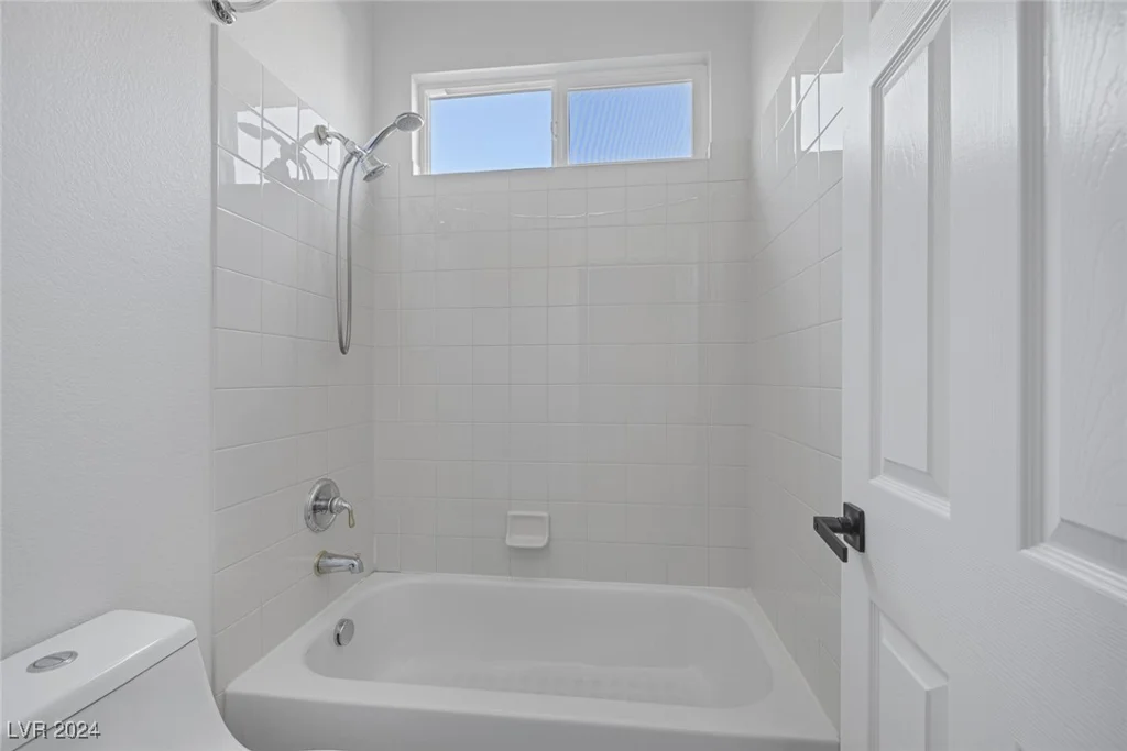 9524 Grand Grove, Las Vegas, NV 89149