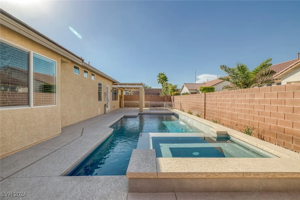 9524 Grand Grove, Las Vegas, NV 89149
