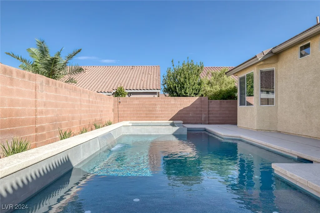 9524 Grand Grove, Las Vegas, NV 89149