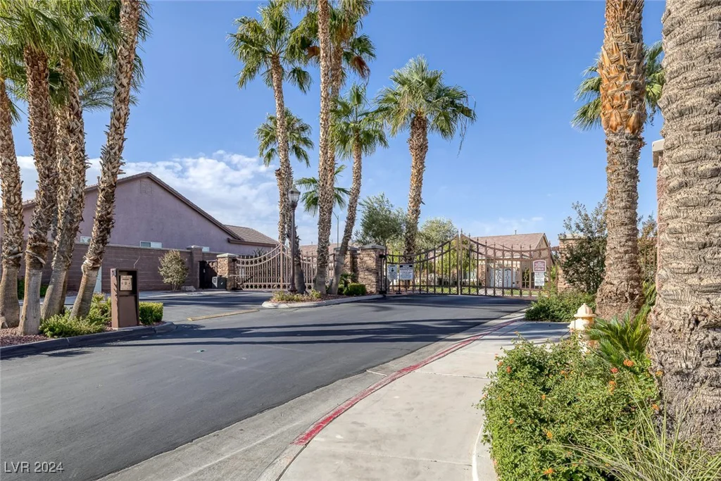9524 Grand Grove, Las Vegas, NV 89149