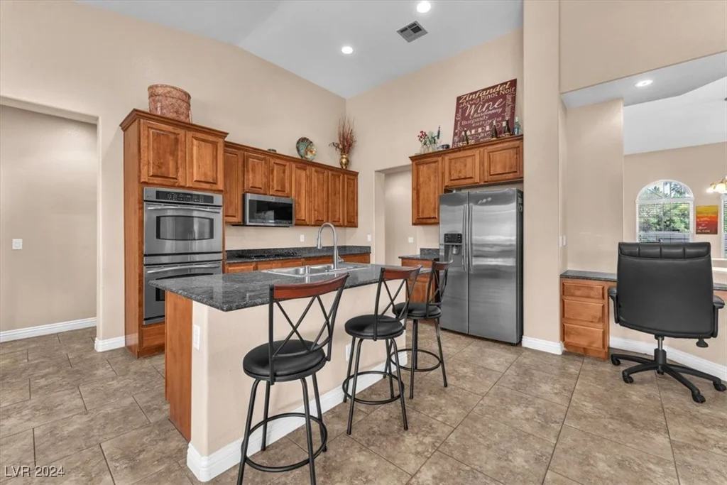 3689 Callahan, Las Vegas, NV 89120