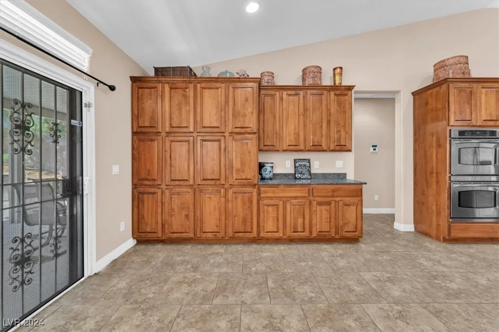 3689 Callahan, Las Vegas, NV 89120
