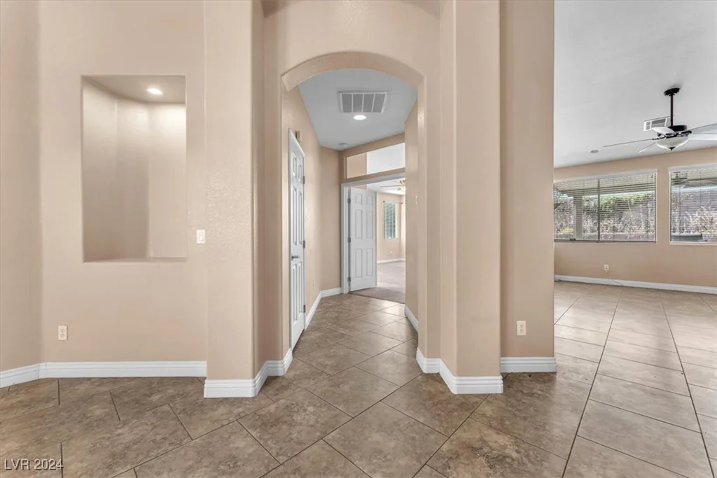 3689 Callahan, Las Vegas, NV 89120