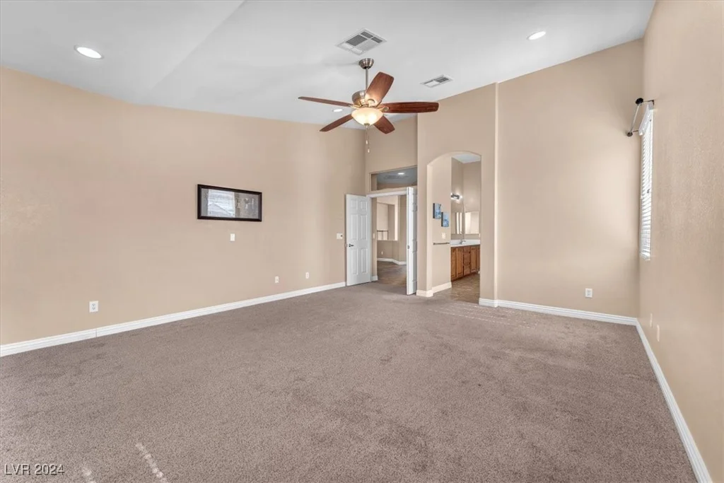 3689 Callahan, Las Vegas, NV 89120