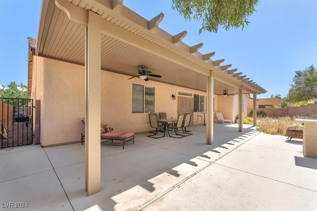 3689 Callahan, Las Vegas, NV 89120