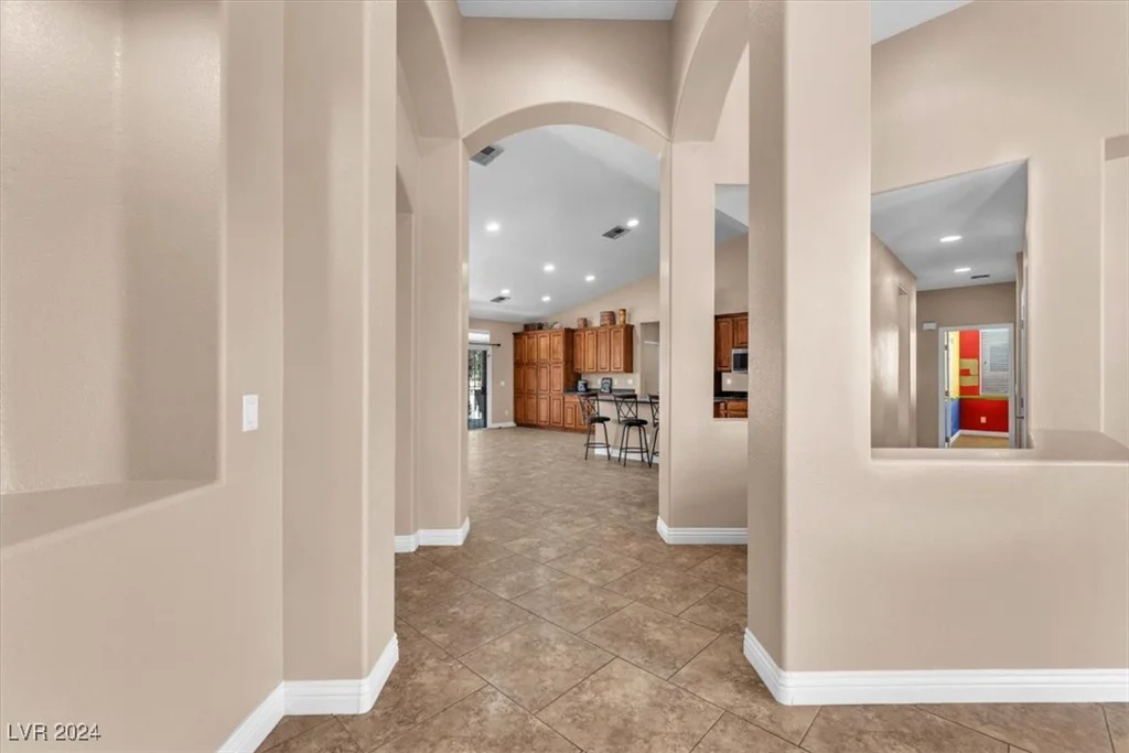 3689 Callahan, Las Vegas, NV 89120