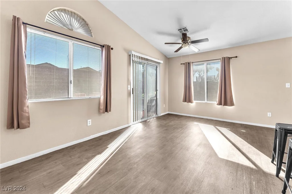 2846 Mount Hope, Las Vegas, NV 89156