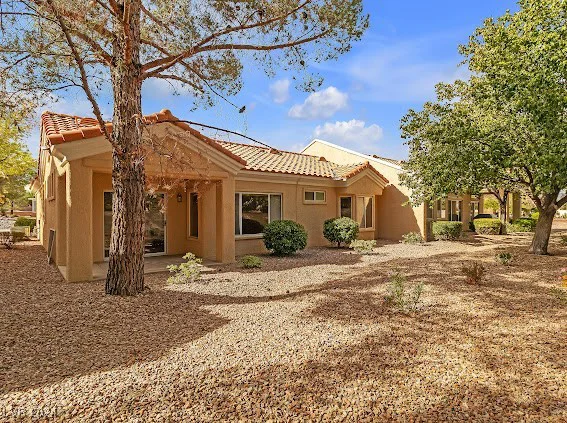 2012 Bellview, Las Vegas, NV 89134