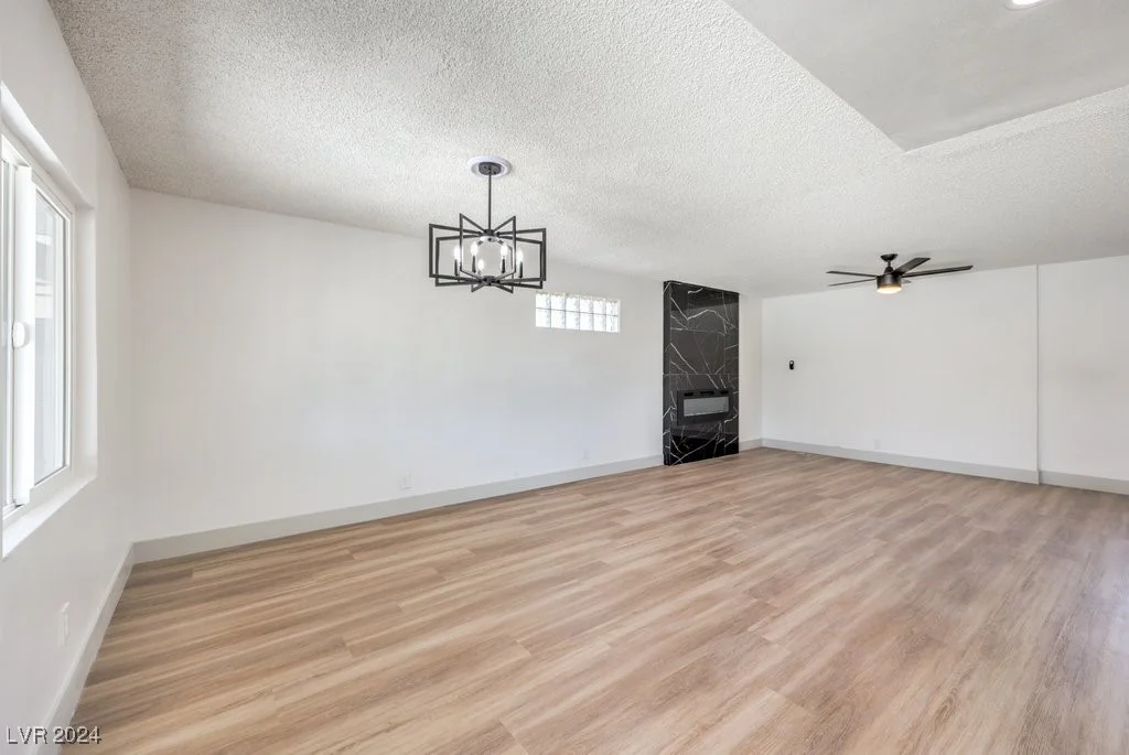 5509 Balzar, Las Vegas, NV 89108
