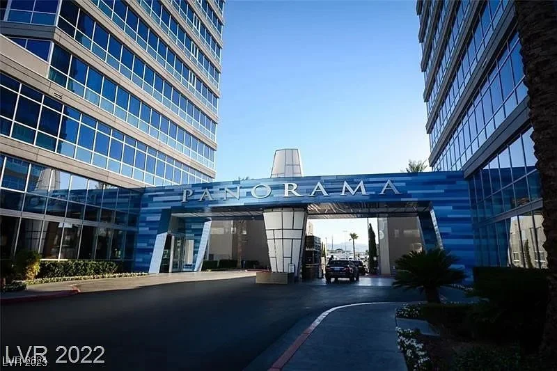 4575 Dean Martin, Las Vegas, NV 89103