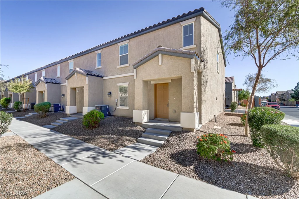 4621 Woolcomber, Las Vegas, NV 89115