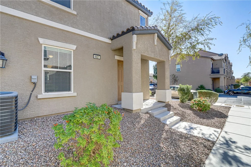 4621 Woolcomber, Las Vegas, NV 89115