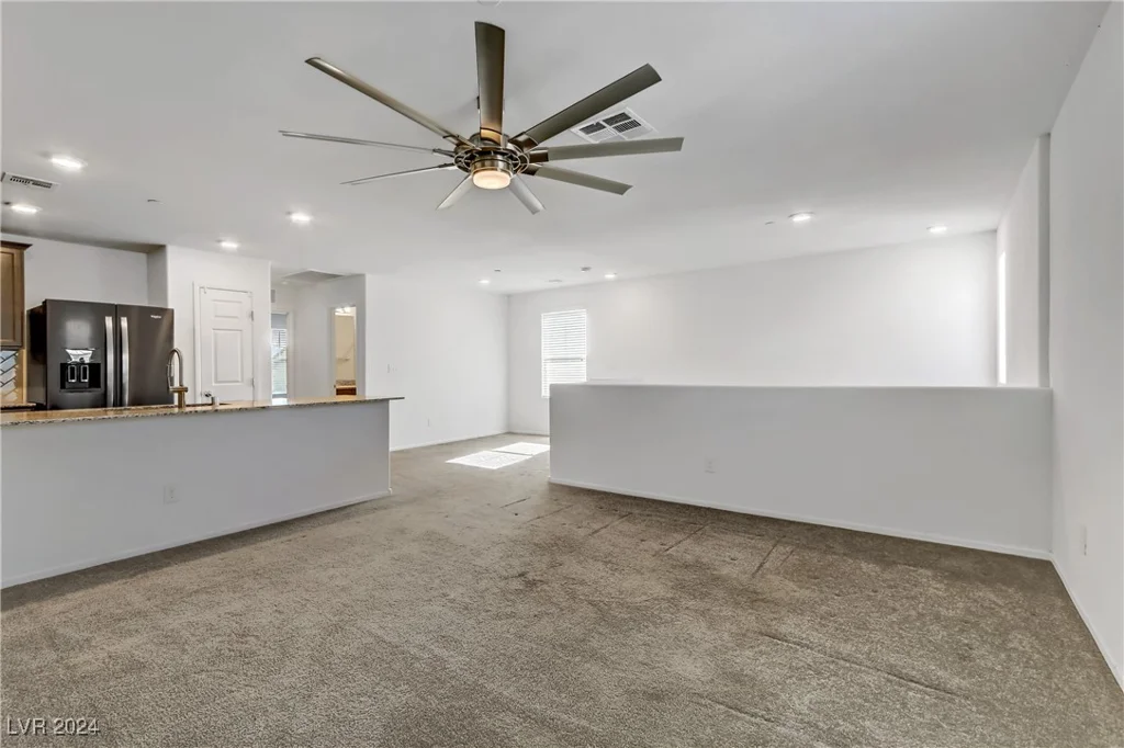 4621 Woolcomber, Las Vegas, NV 89115