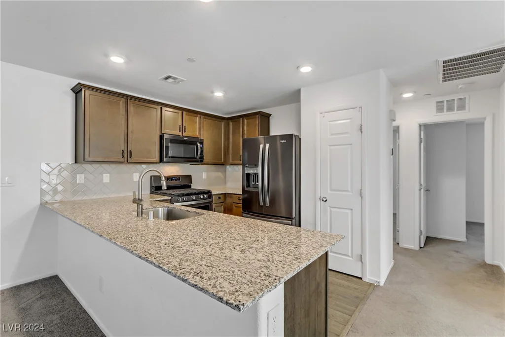 4621 Woolcomber, Las Vegas, NV 89115