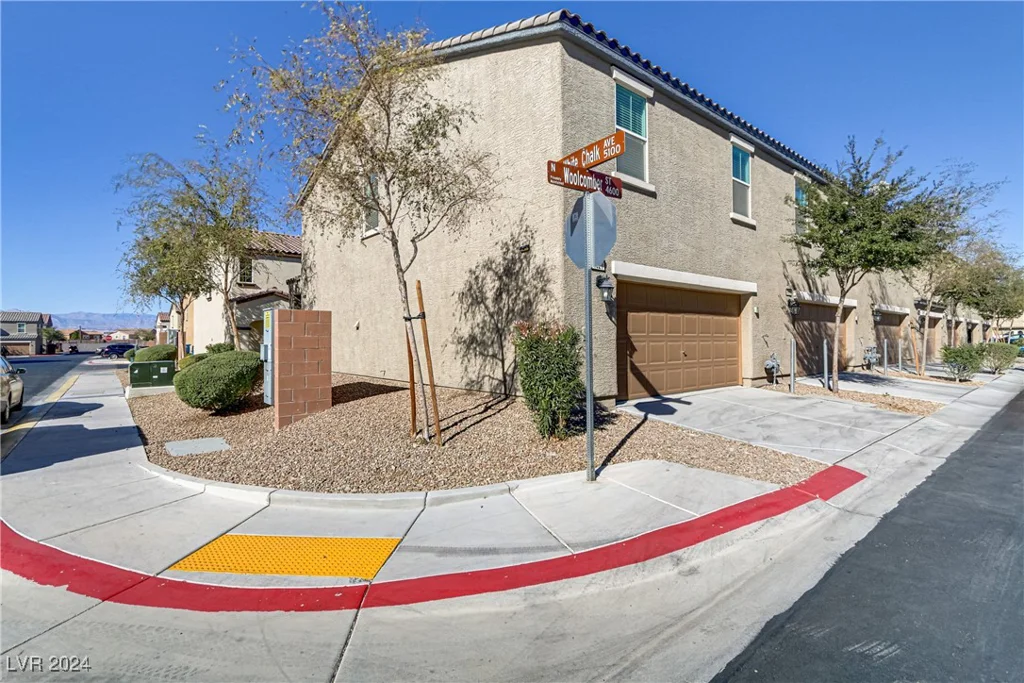 4621 Woolcomber, Las Vegas, NV 89115
