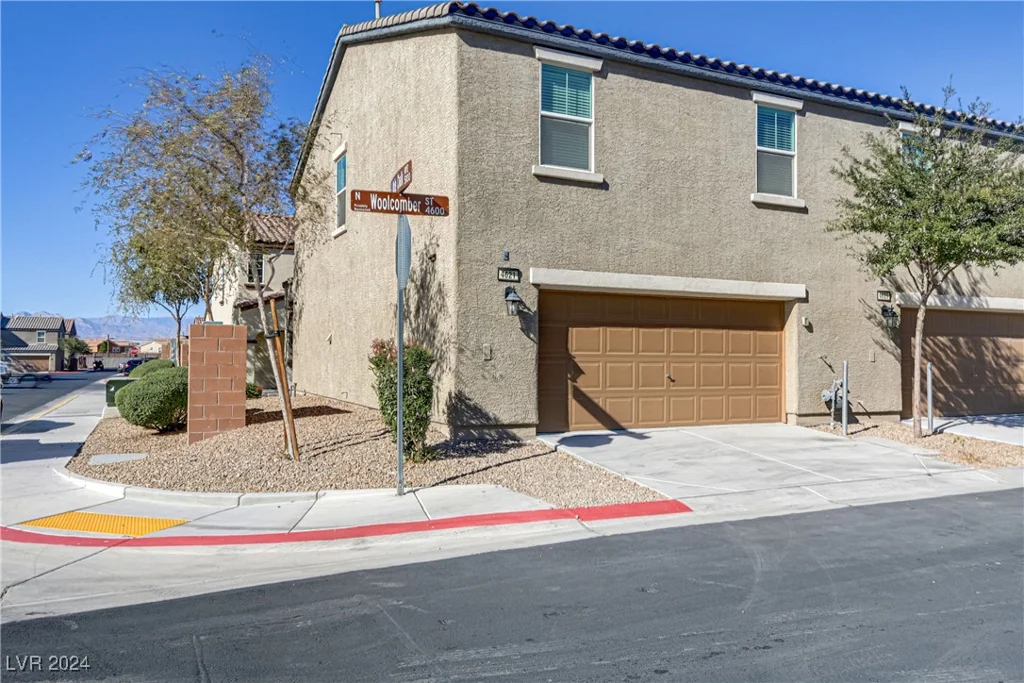 4621 Woolcomber, Las Vegas, NV 89115