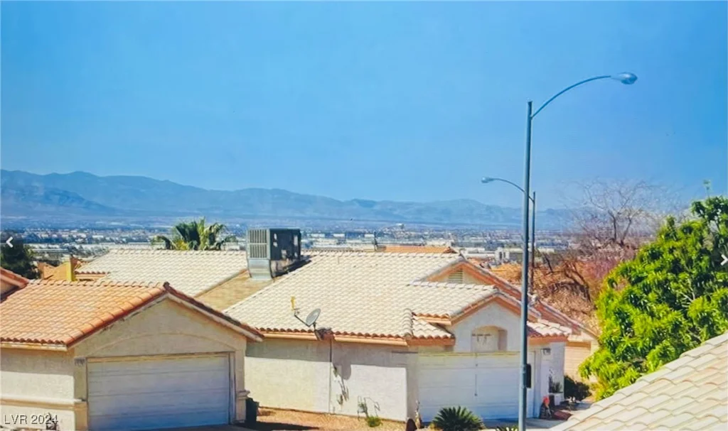 2245 Grand Clover, Las Vegas, NV 89156