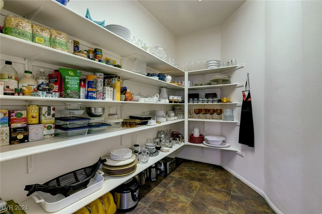 3893 Burma, North Las Vegas, NV 89032