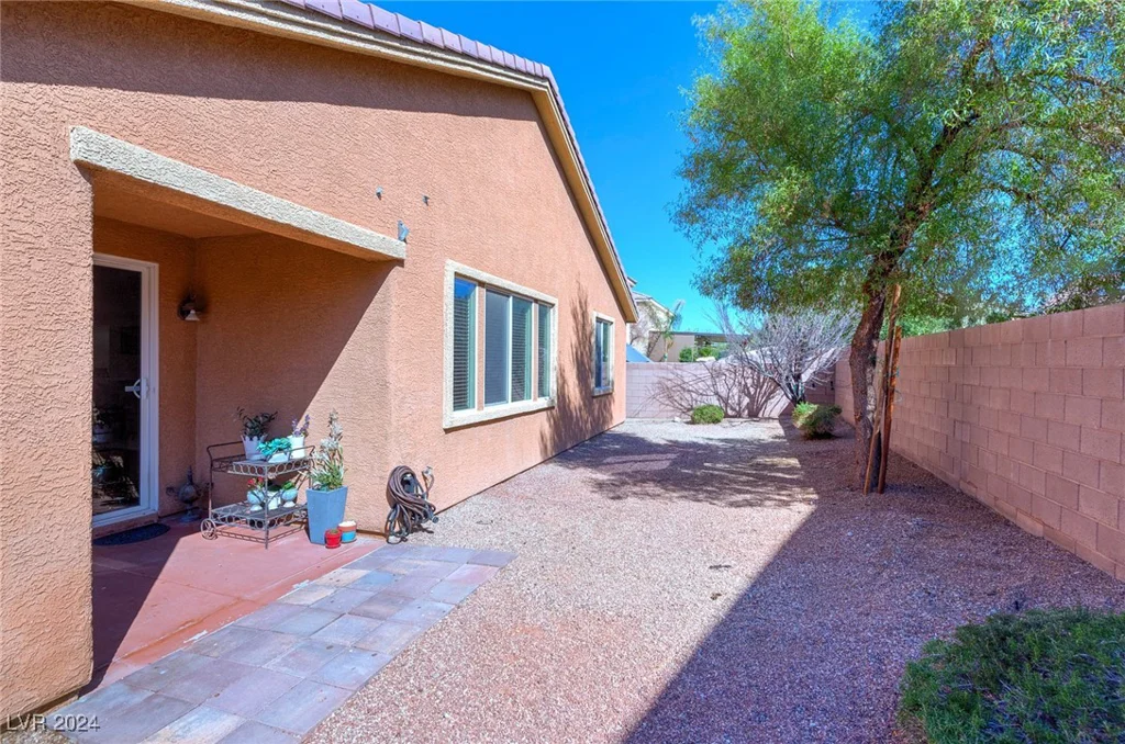 3893 Burma, North Las Vegas, NV 89032