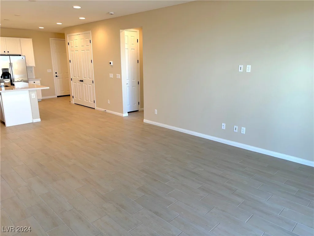 7168 Port Stephens, North Las Vegas, NV 89084