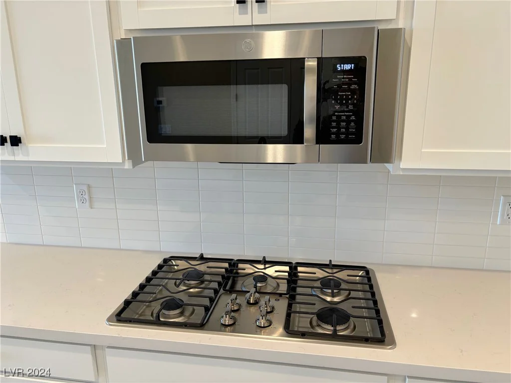 7168 Port Stephens, North Las Vegas, NV 89084