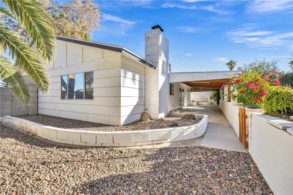 3931 Syracuse, Las Vegas, NV 89121