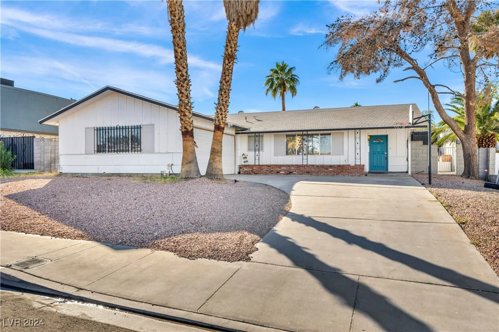 3931 Syracuse, Las Vegas, NV 89121