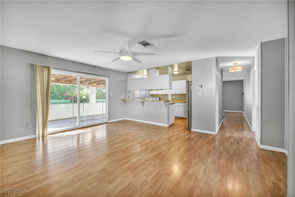 3931 Syracuse, Las Vegas, NV 89121