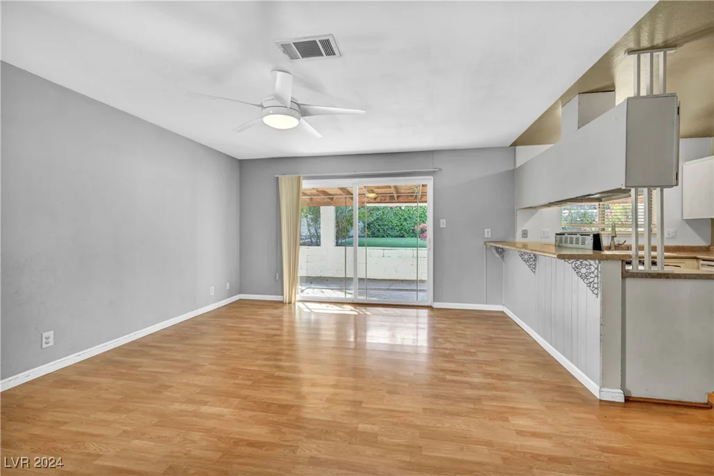 3931 Syracuse, Las Vegas, NV 89121