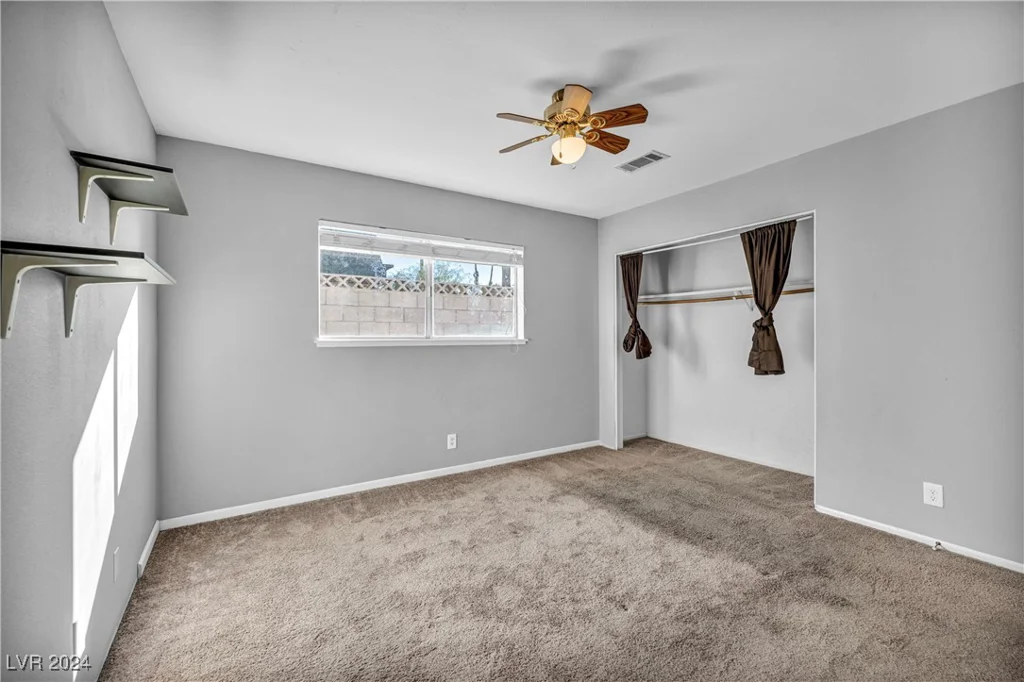 3931 Syracuse, Las Vegas, NV 89121