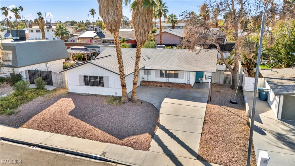 3931 Syracuse, Las Vegas, NV 89121