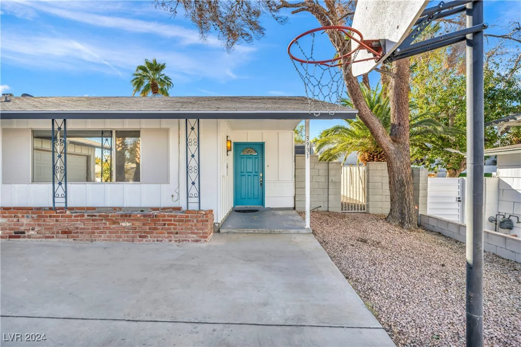 3931 Syracuse, Las Vegas, NV 89121