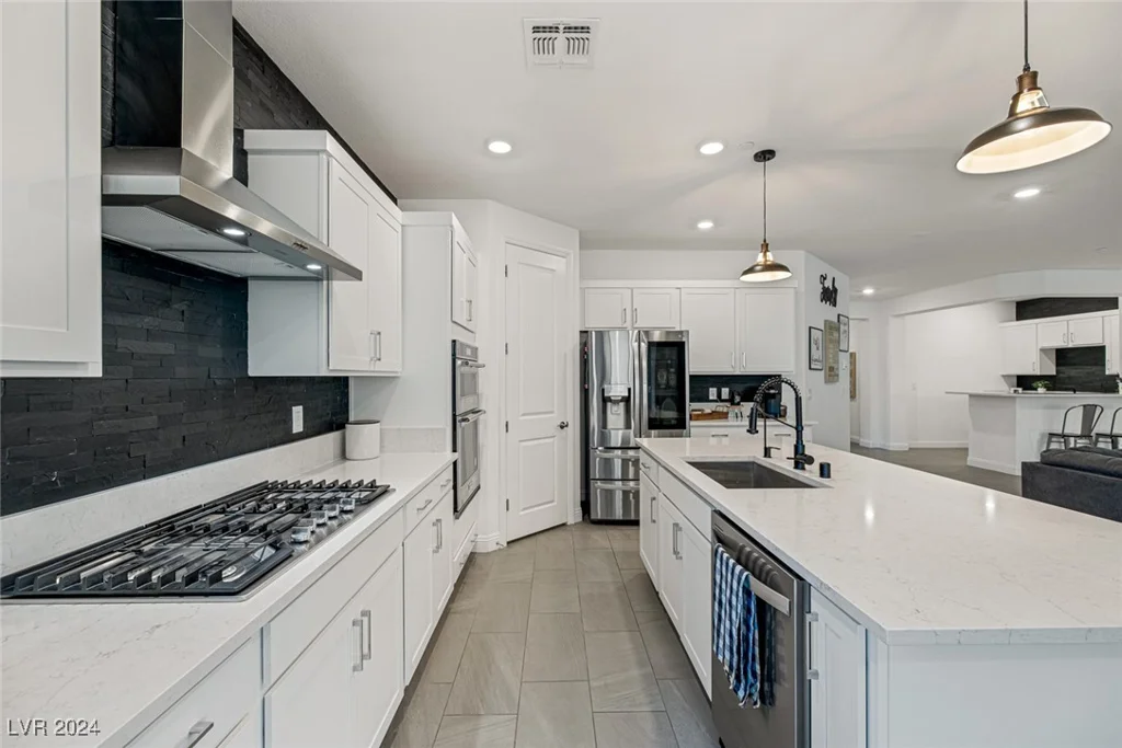 10996 Gardenova, Las Vegas, NV 89166