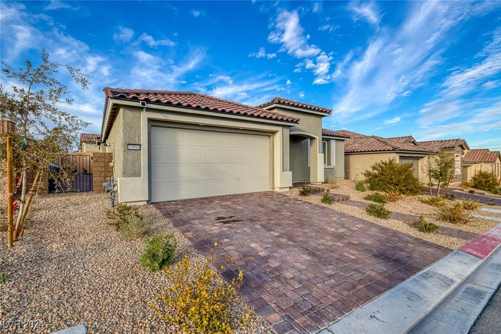 10996 Gardenova, Las Vegas, NV 89166