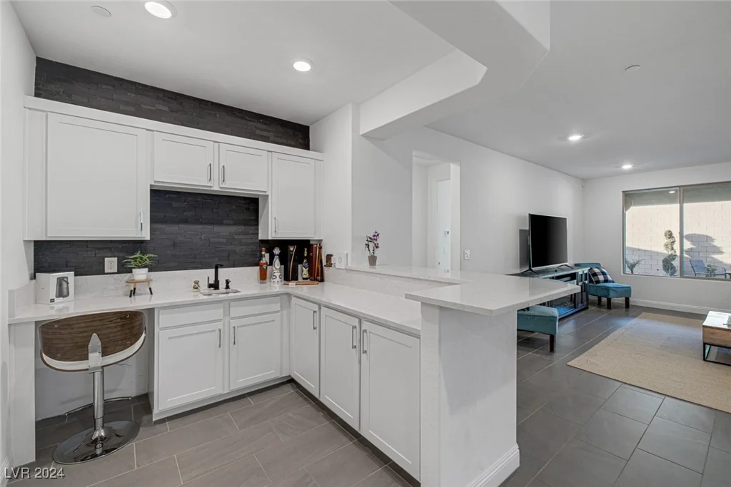 10996 Gardenova, Las Vegas, NV 89166