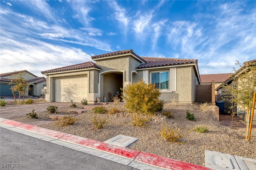 10996 Gardenova, Las Vegas, NV 89166