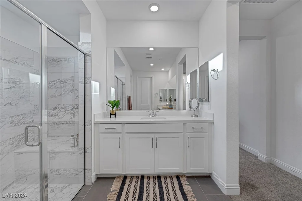 10996 Gardenova, Las Vegas, NV 89166