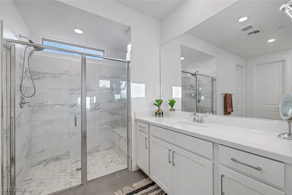10996 Gardenova, Las Vegas, NV 89166