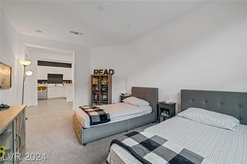 10996 Gardenova, Las Vegas, NV 89166