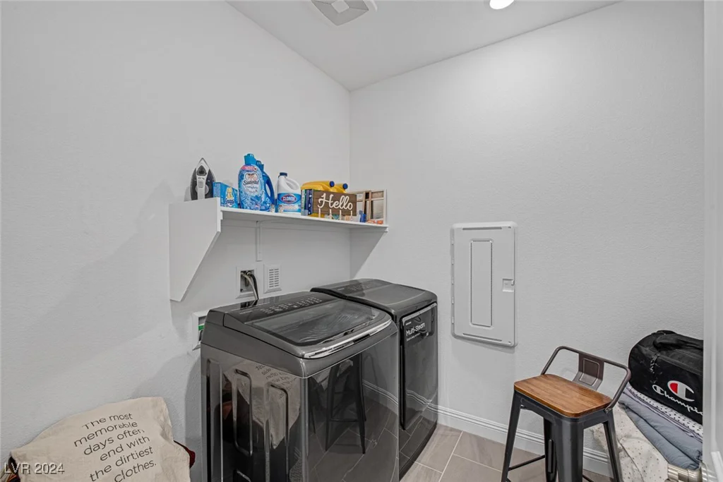 10996 Gardenova, Las Vegas, NV 89166