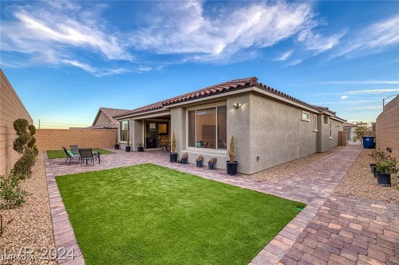 10996 Gardenova, Las Vegas, NV 89166