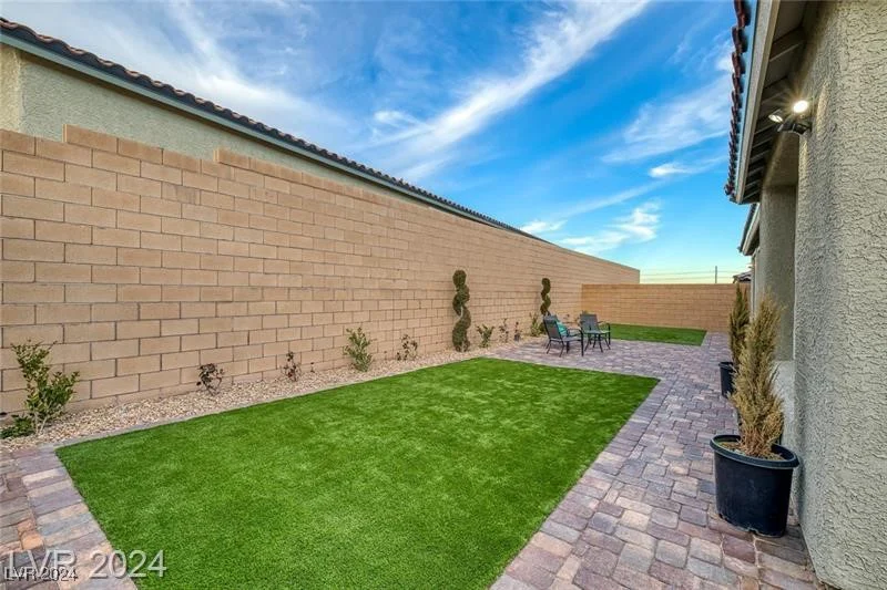 10996 Gardenova, Las Vegas, NV 89166