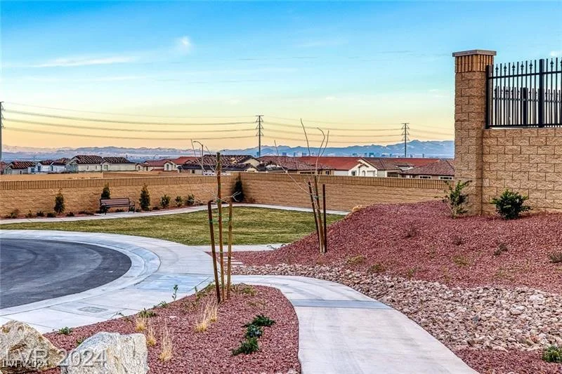 10996 Gardenova, Las Vegas, NV 89166