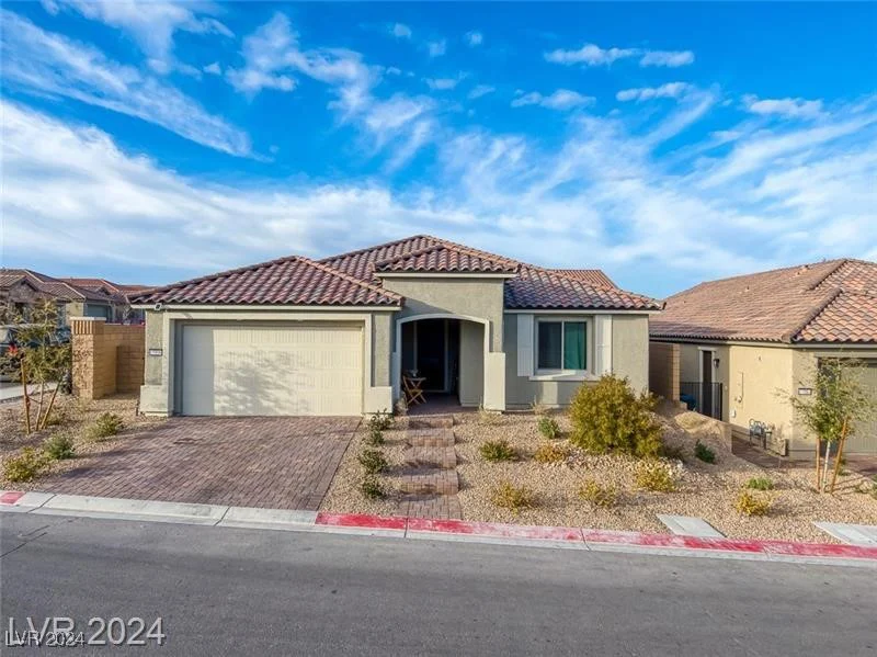 10996 Gardenova, Las Vegas, NV 89166