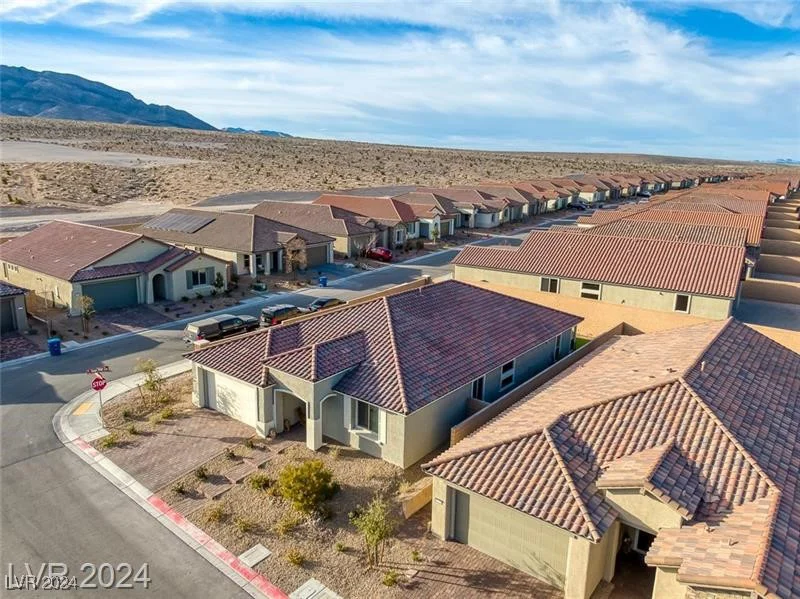 10996 Gardenova, Las Vegas, NV 89166