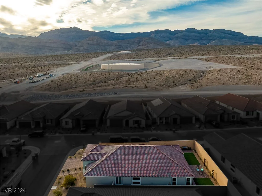 10996 Gardenova, Las Vegas, NV 89166