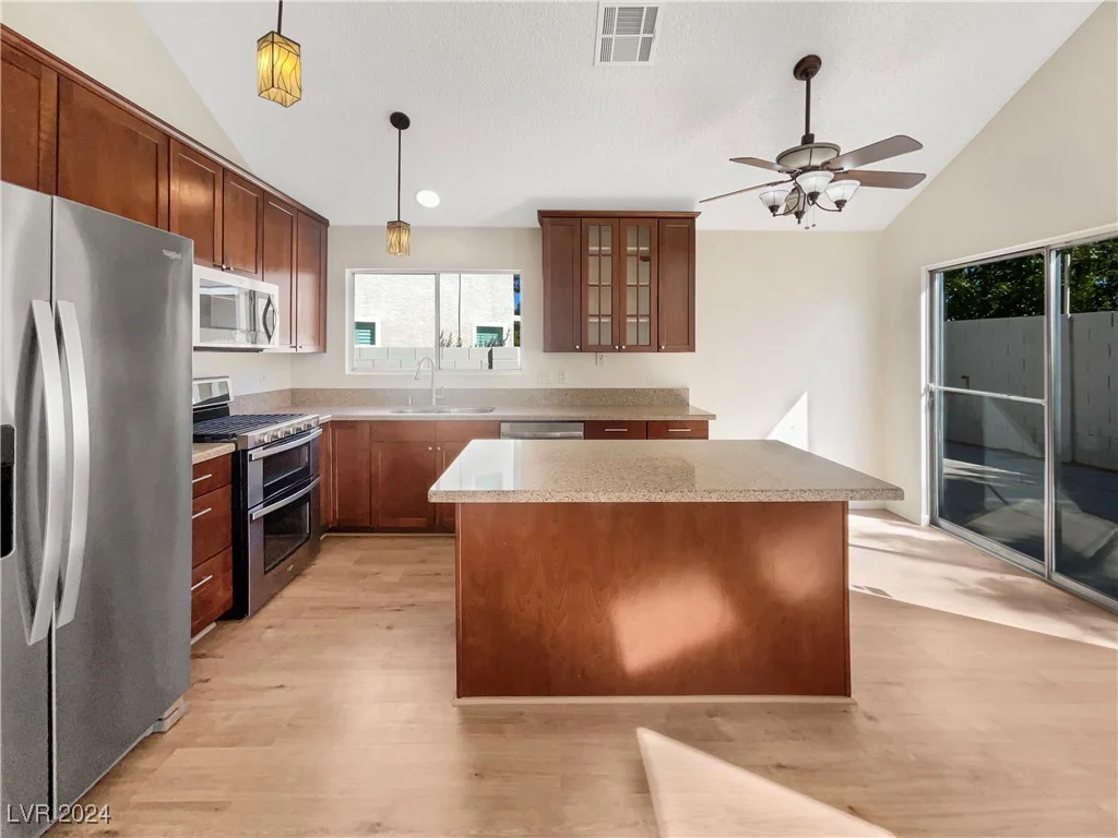 250 Potosi, Henderson, NV 89074