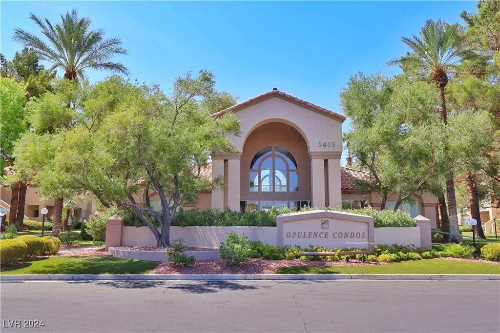 5415 Harmon, Las Vegas, NV 89103