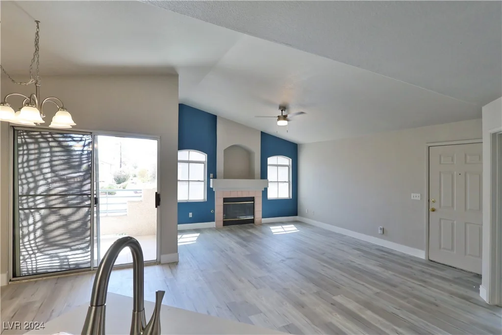 5415 Harmon, Las Vegas, NV 89103